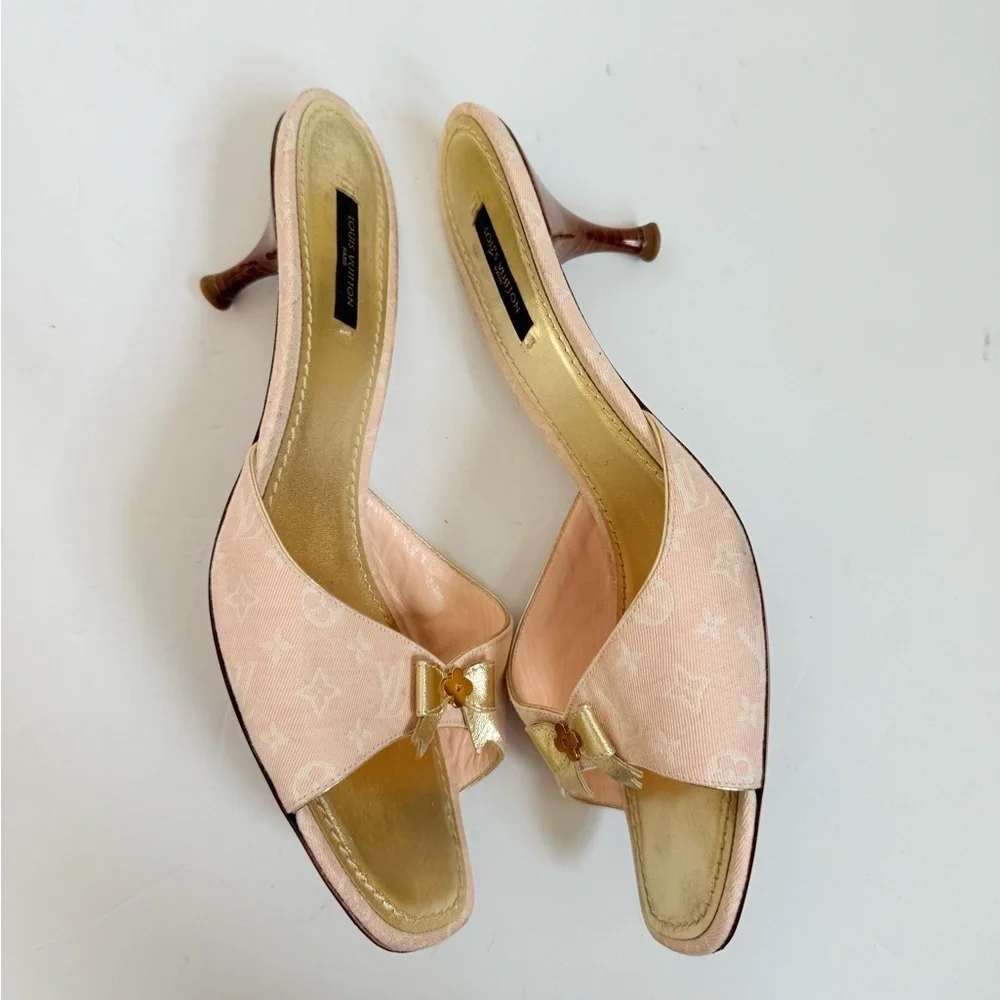 Louis Vuitton Vintage Leather Pink Gold Monogram Bowtie mid heel mules EU 40.5